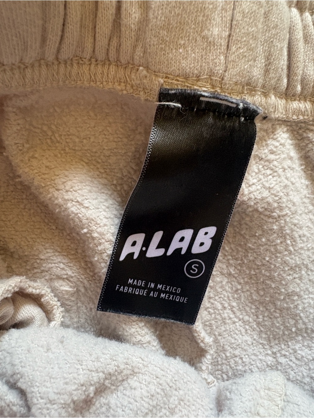 ALAB- “ENJOY THE TRIP” Cream Graphic Frog & Mushroom Drawstring Shorts - Picture 5 of 6